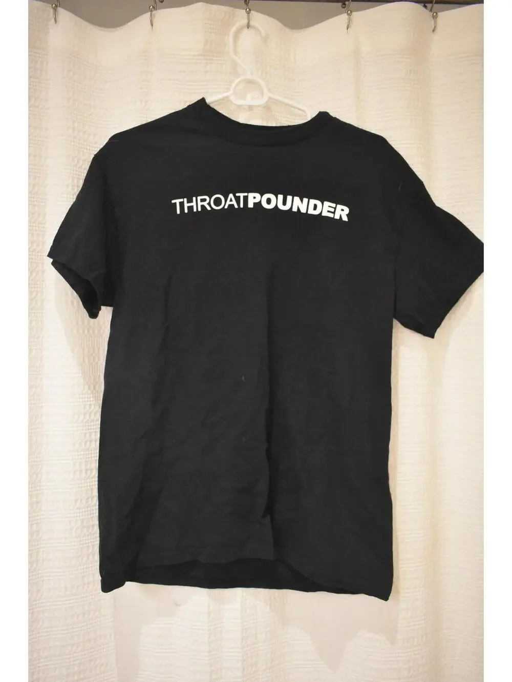 Black Gildan Ultra Cotton Throat Pounder Graphic T-Shirt Medium
